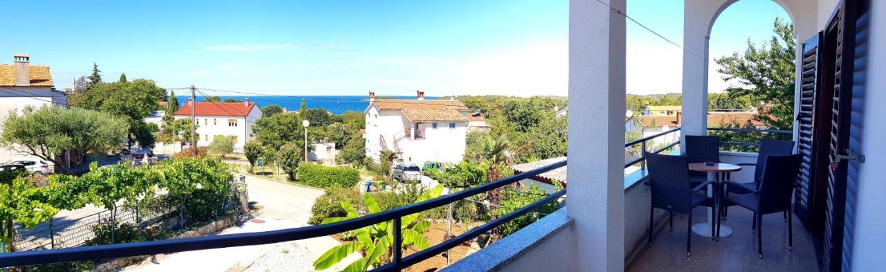 Apartment Sea View Rovinj Bagian luar foto